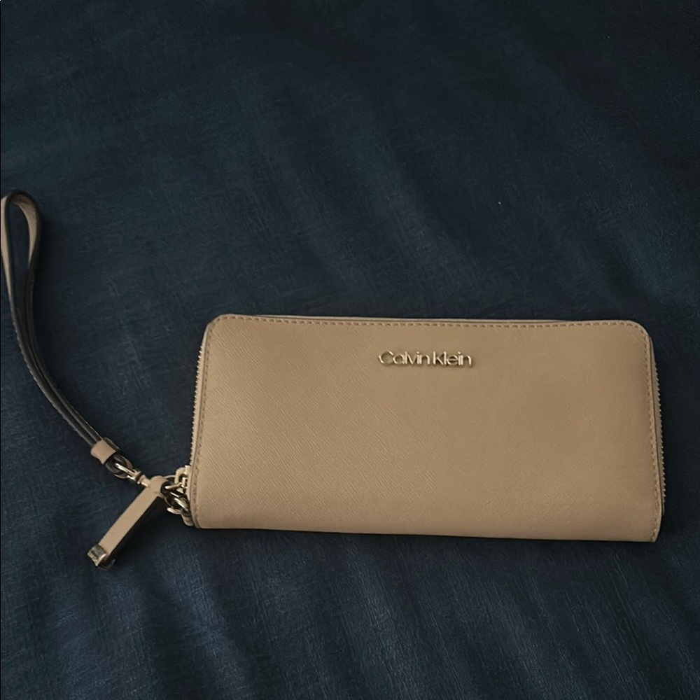 Calvin Klein Tan Leather Wallet Minimalist Design